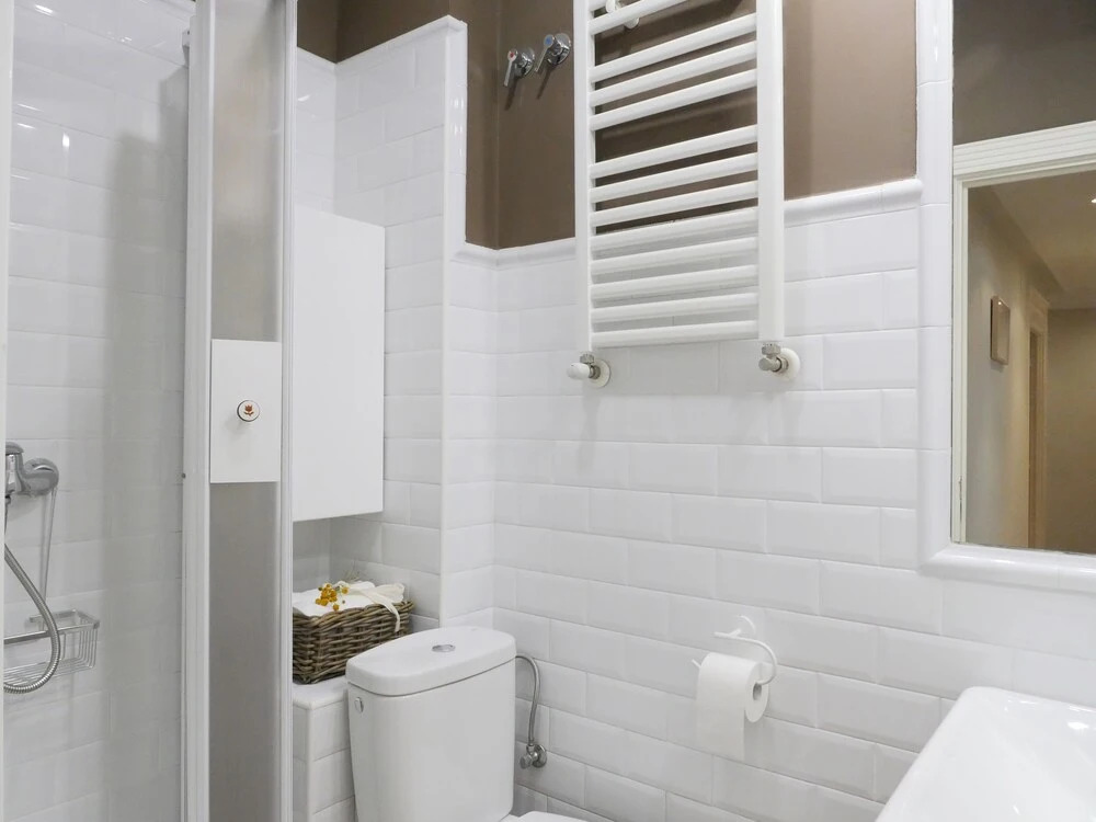 Charming and Stone Throw to Guggenheim & Old Town