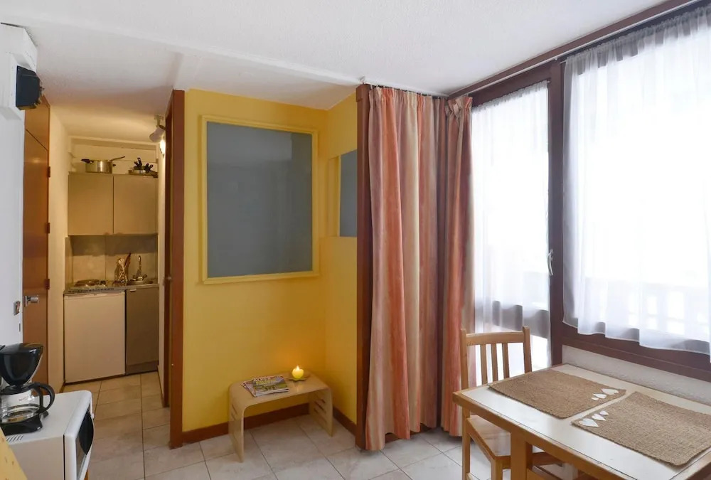 Residence Saintjacques Studio for 2 People of 15m2 Ca15