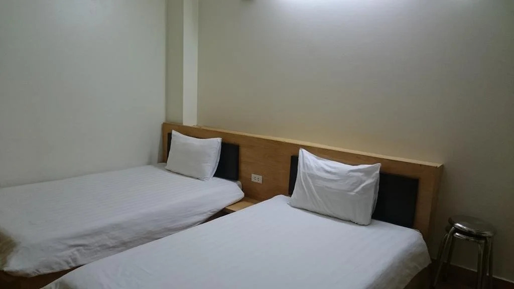 X6 Hotel