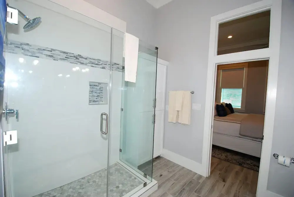 Seaglass Cottage - Private Home At The Shores 3 Bedroom Home by RedAwning