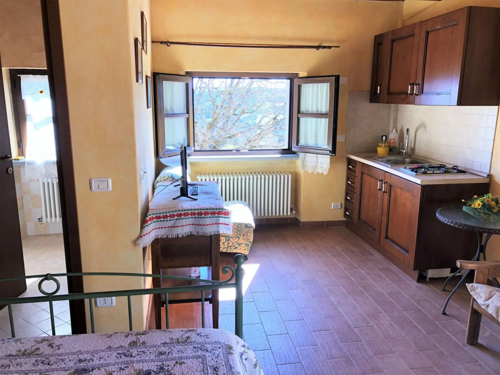 Timeless Holiday Home in Apecchio with Garden