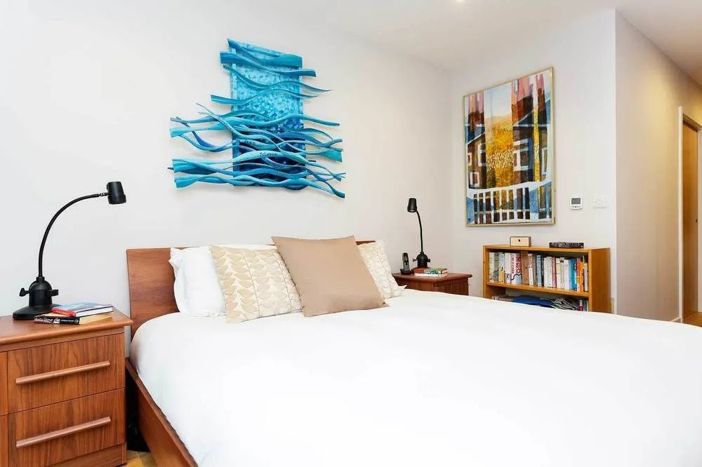 Veeve - Waterfront Flat
