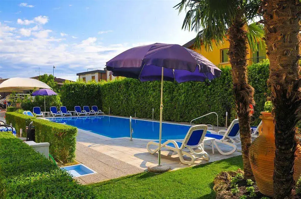 Hotel Armony