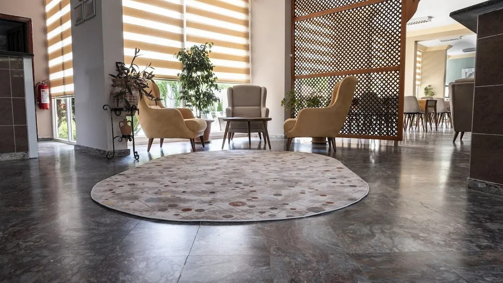 Side Spring Hotel