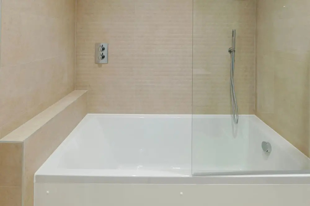 Luxury Manchester Apartment - Blue