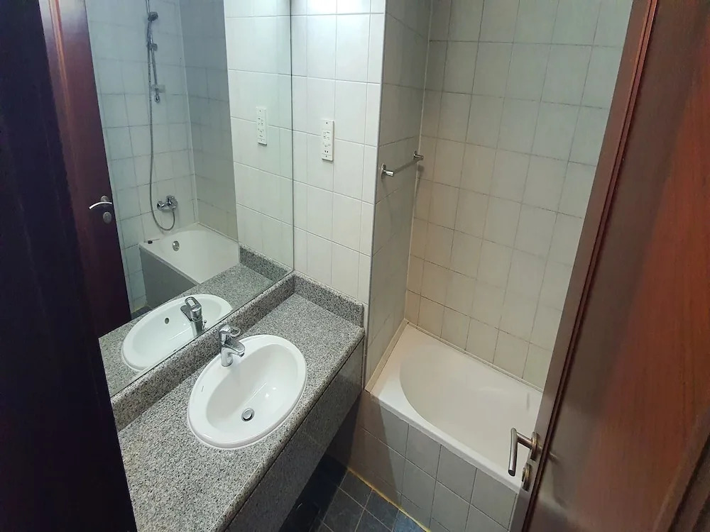 Stunning Furnished Studio Apartment in the Heart of Dubai