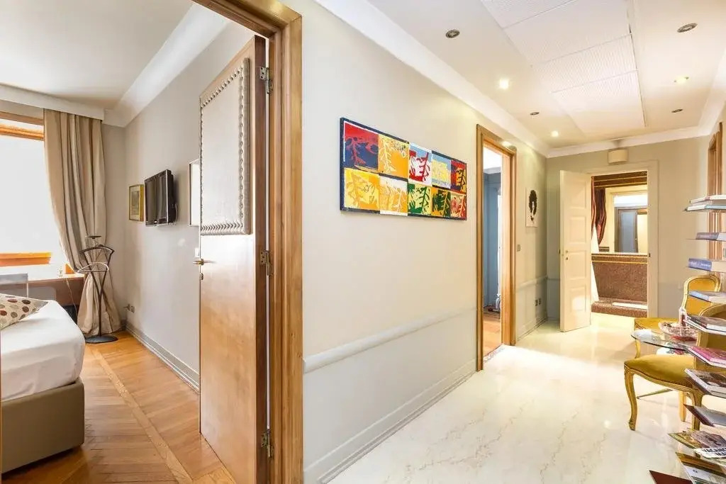 IRON Luxury Rooms