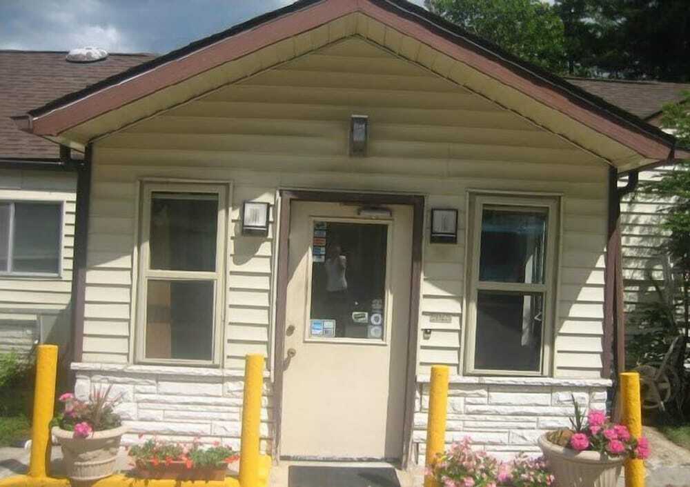 Gratiot View Motel