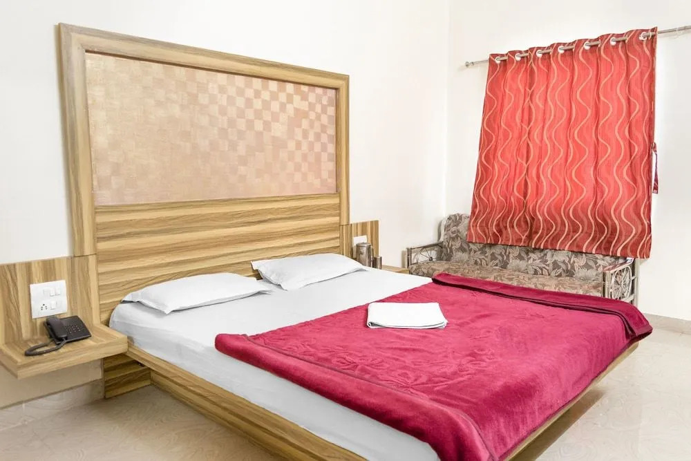 GuestHouser 1 BR Guest house e30e