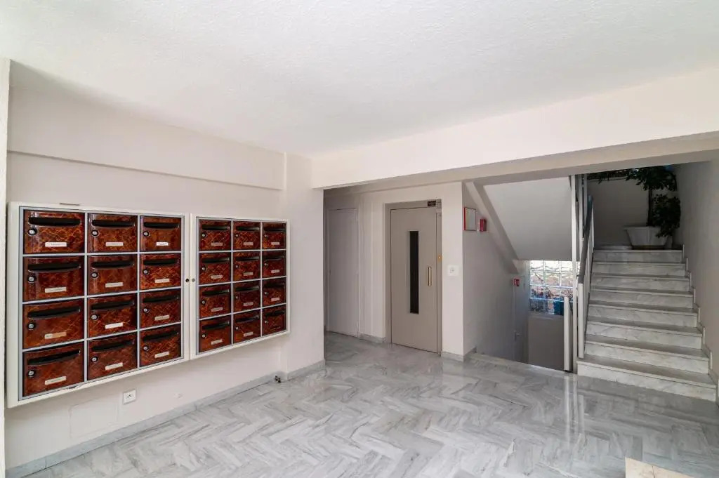 Grand T3 Juan les Pins, 2 balcons, proche plage