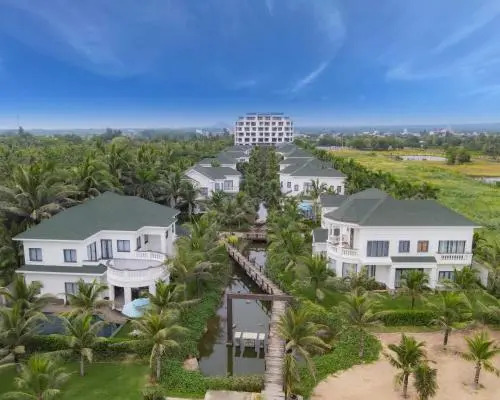 Vietsovpetro Ho Tram Beach Resort & Spa