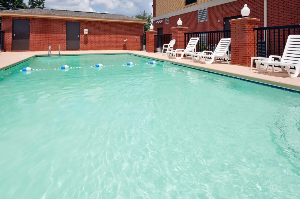 Holiday Inn Express Hotel & Suites Greenville by IHG