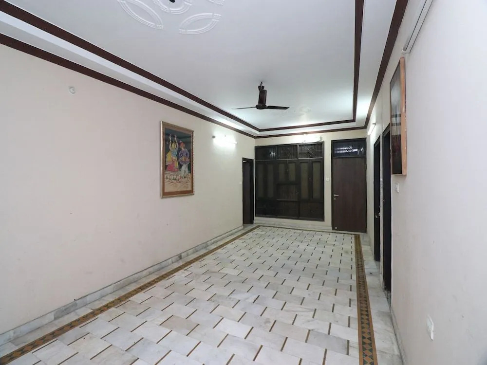 Oyo 22763 di Wine Inn