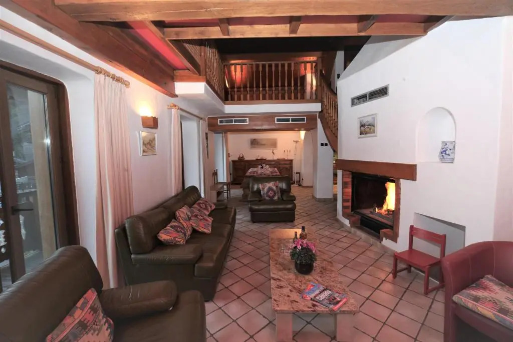 Chalet Bellecote - Capacity 28 to 34 people