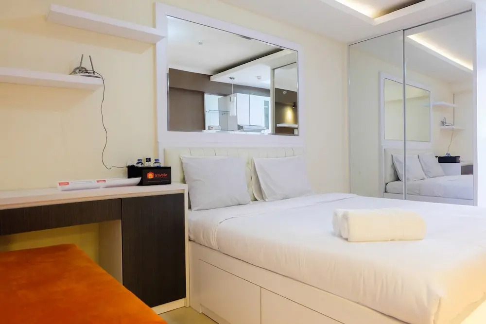 Best Deal Bassura Studio Apartment