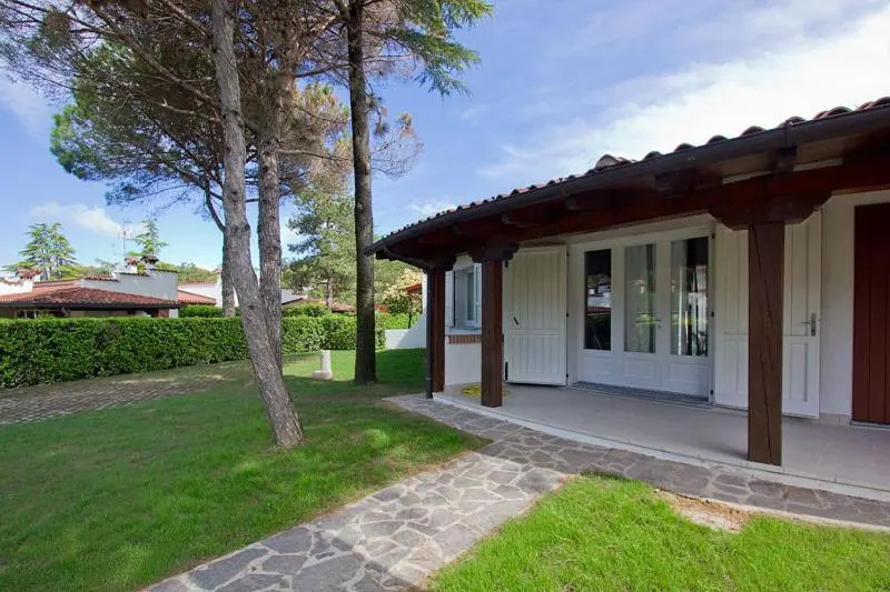 Villa Rose