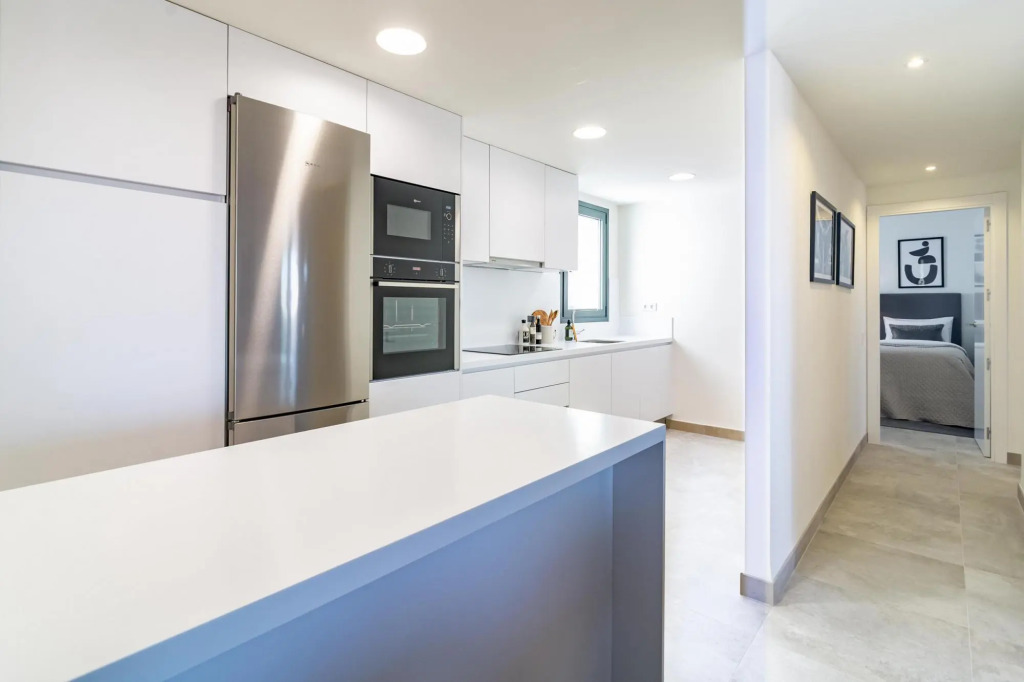INF3- Luxury apartment close to all amenities.