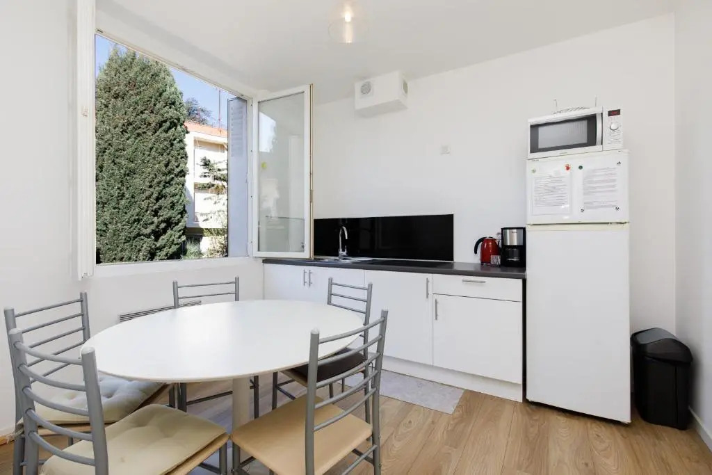 SuperCannes Center - Parking - Spacieux 70 Metres - Clim - Wifi