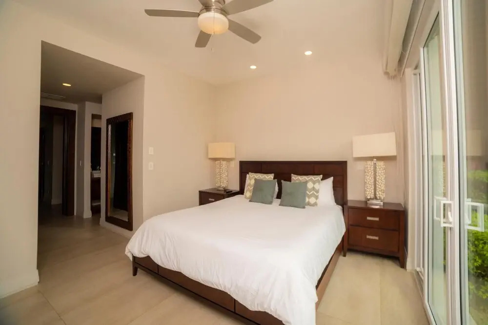 Miramar 1B - 3 bdr - 3 Bath Ocean View