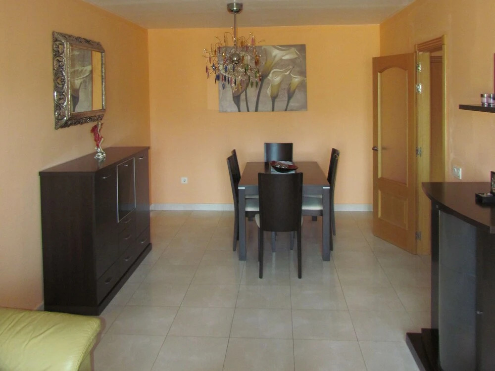 Espectacular Residencial con Piscina y Barbacoa