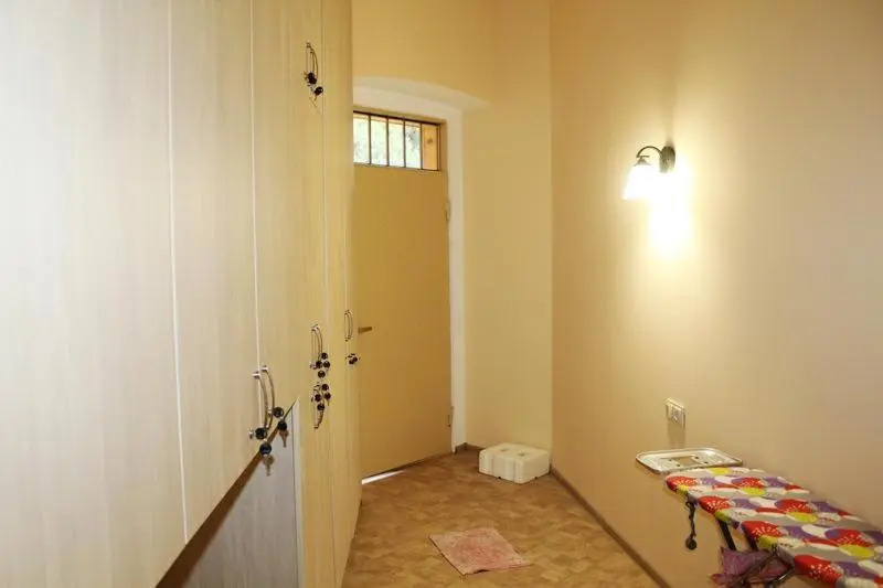 200 metres from Rustaveli avenue