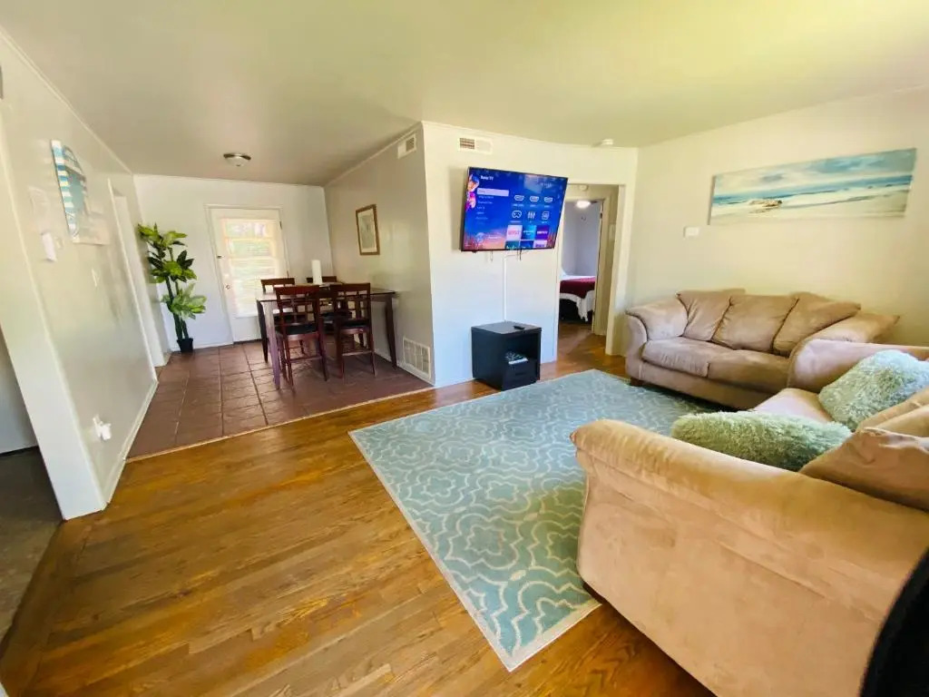 The Cozy Casa near Highway 74