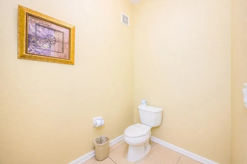 Beautiful Lakeview Vacation Condo, Vista Cay 1016
