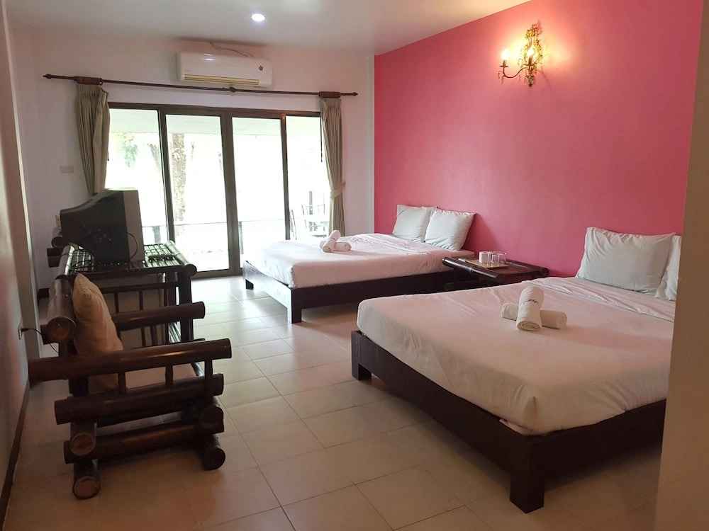 Saksupha Resort