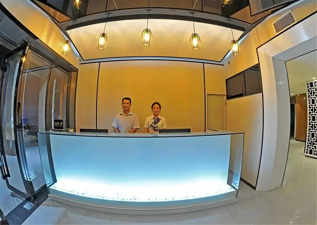Shangyuan Hotel Chain (Guangzhou Thirteen Factories Yide Road Metro Station)