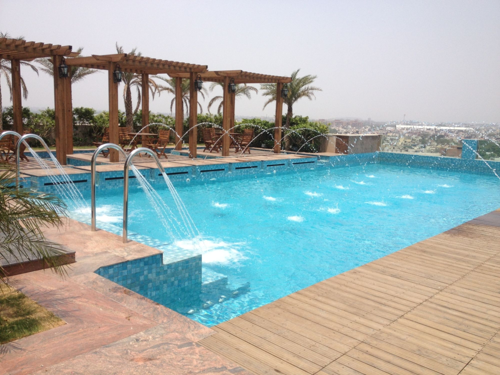 Seven Seas Hotel