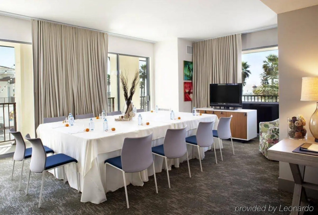 Kimpton Shorebreak Huntington Beach Resort by IHG