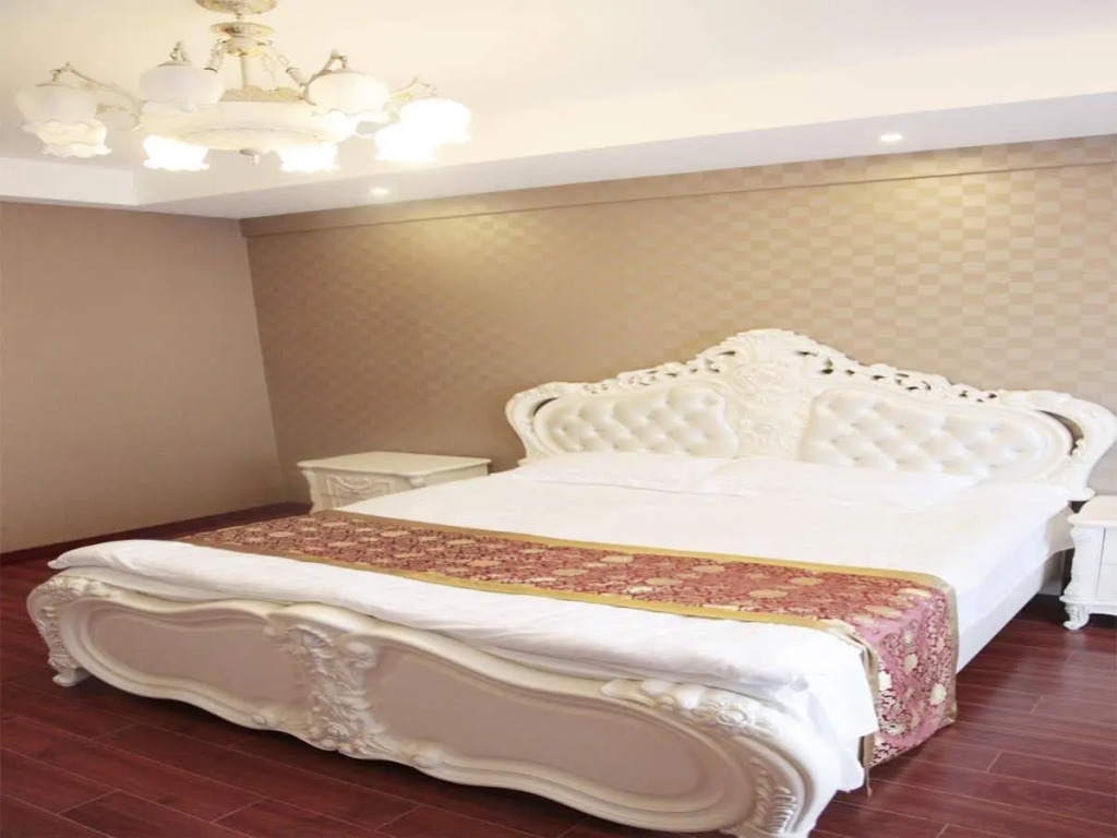 Dalian Jiuxing Apartment
