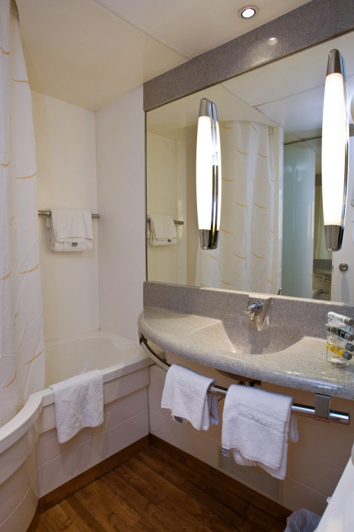 Novotel Aix-en-Provence Pont de LArc