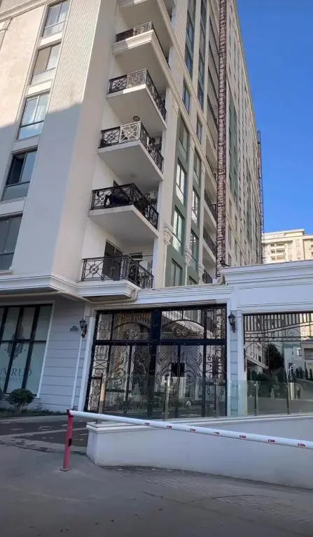 Emerald Residence