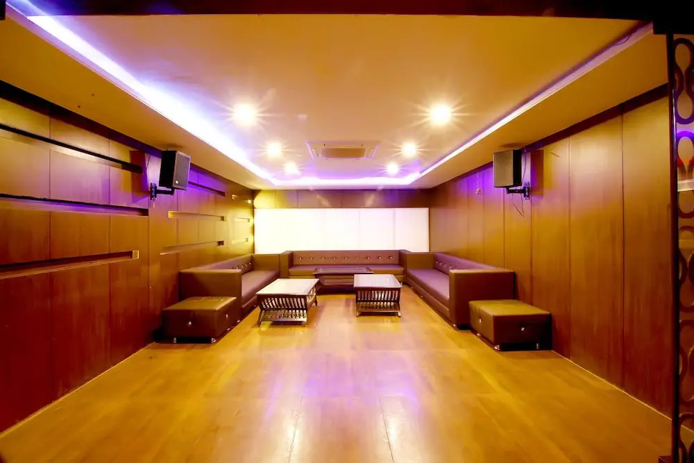 OYO 4779 Hotel Vansh Palace