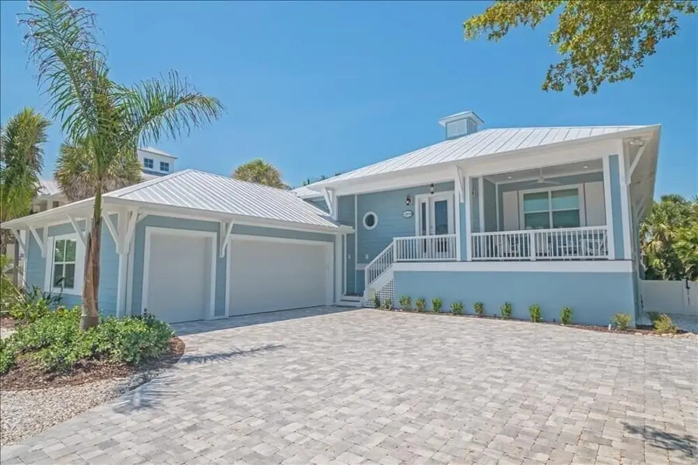 Homes-261 Seabreeze Ct