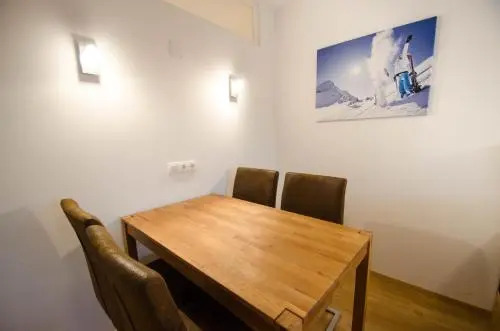 Deluxe Studio Kaprun by All in One Apartments