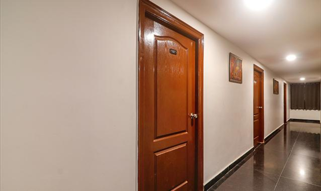 FabHotel Frenotel - Madhapur