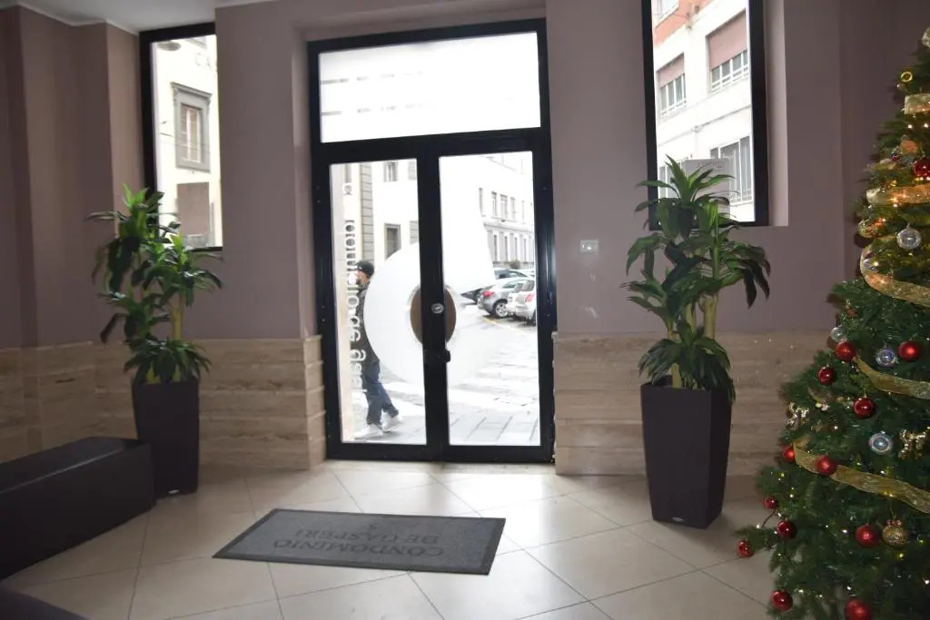 De Gasperi House- Elegante appartamento,con terrazza,nel cuore di Napoli