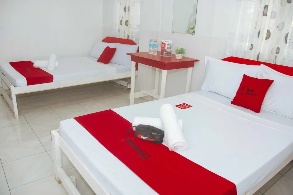 Reddoorz Near Oslob Whale Shark Watching Area