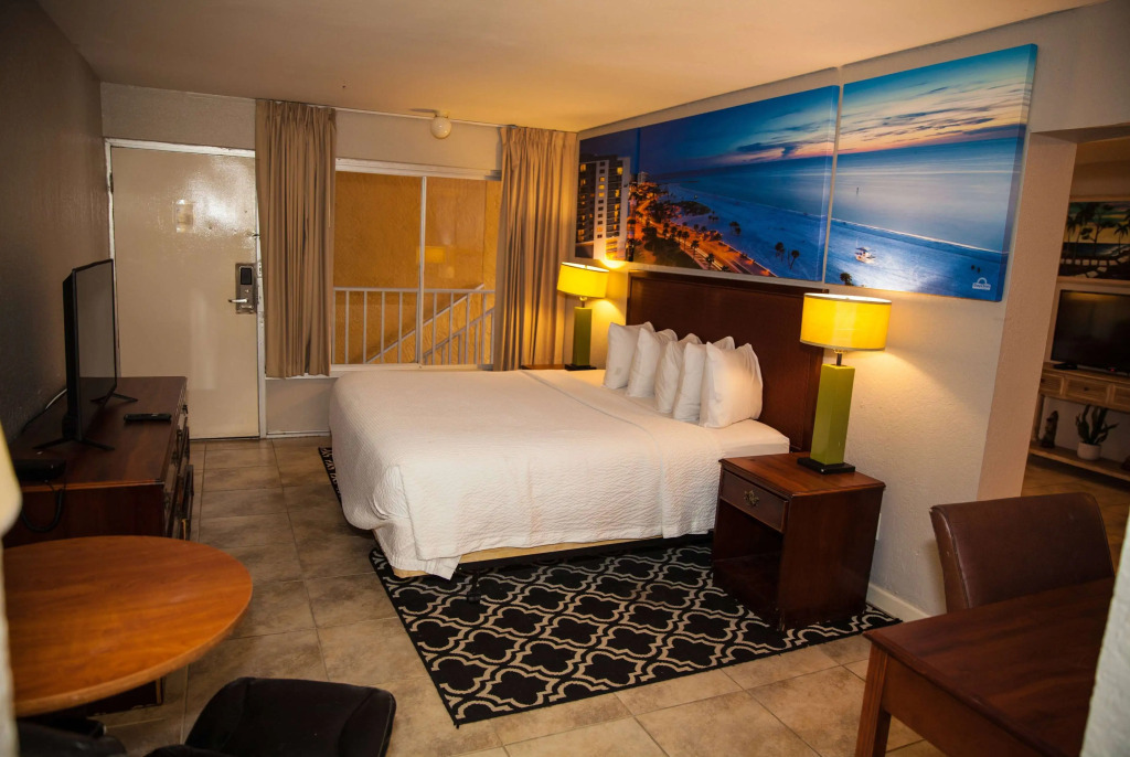 Days Inn by Wyndham Cocoa Cruiseport West At I-95/524