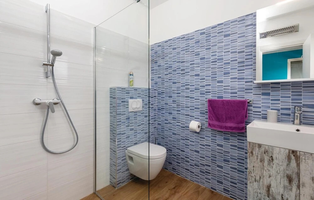 Luxurious Home In Peroj With Sauna