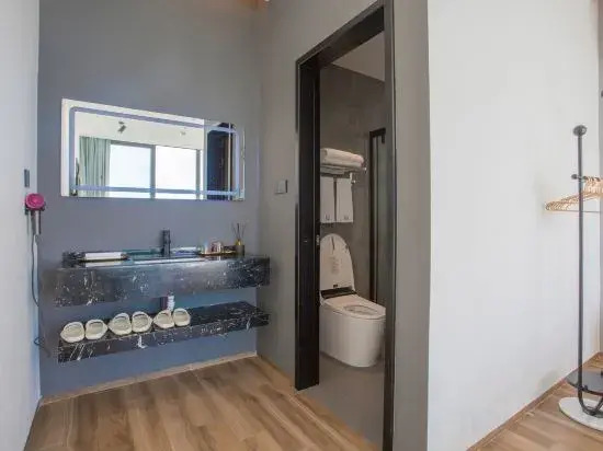 Sanya Shibu Coastal Seaview Homestay (SANTA LUCIA)