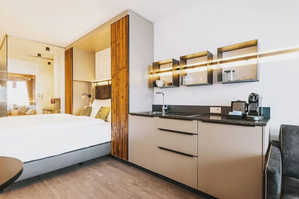 Nikolaus by AvenidA Panoramic Wellness Suites