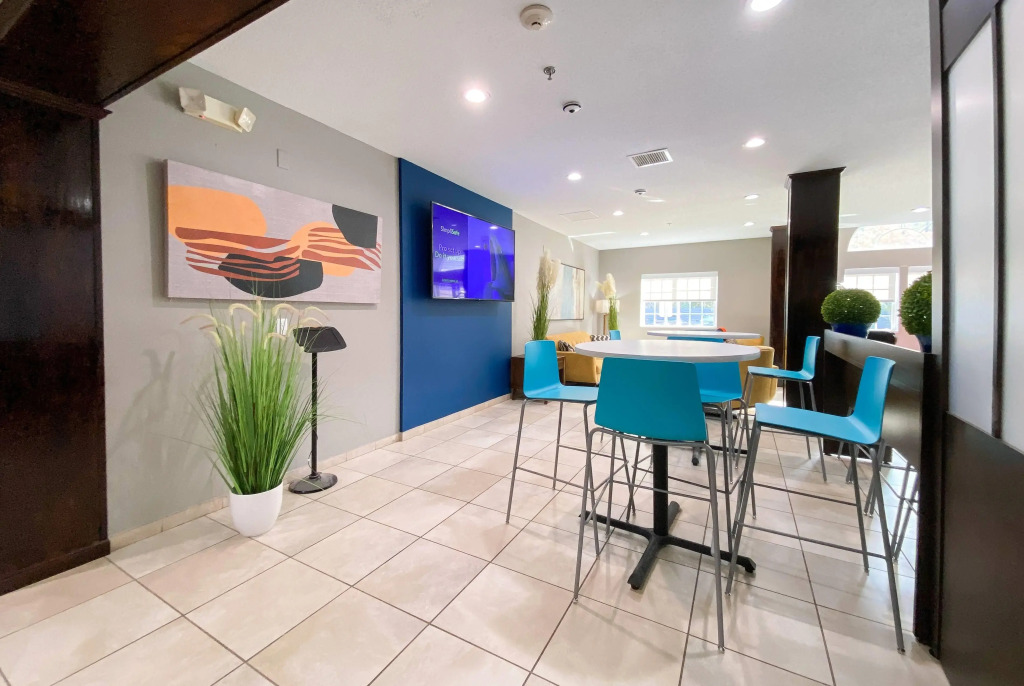 Microtel Inn & Suites by Wyndham Columbia/At Fort Jackson