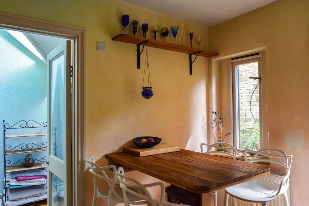 Tranquil 1 Bedroom Oasis in London With Garden