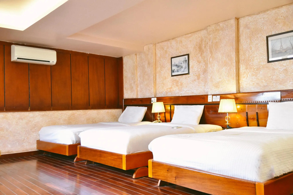Duc Vuong Saigon Hotel - Bui Vien