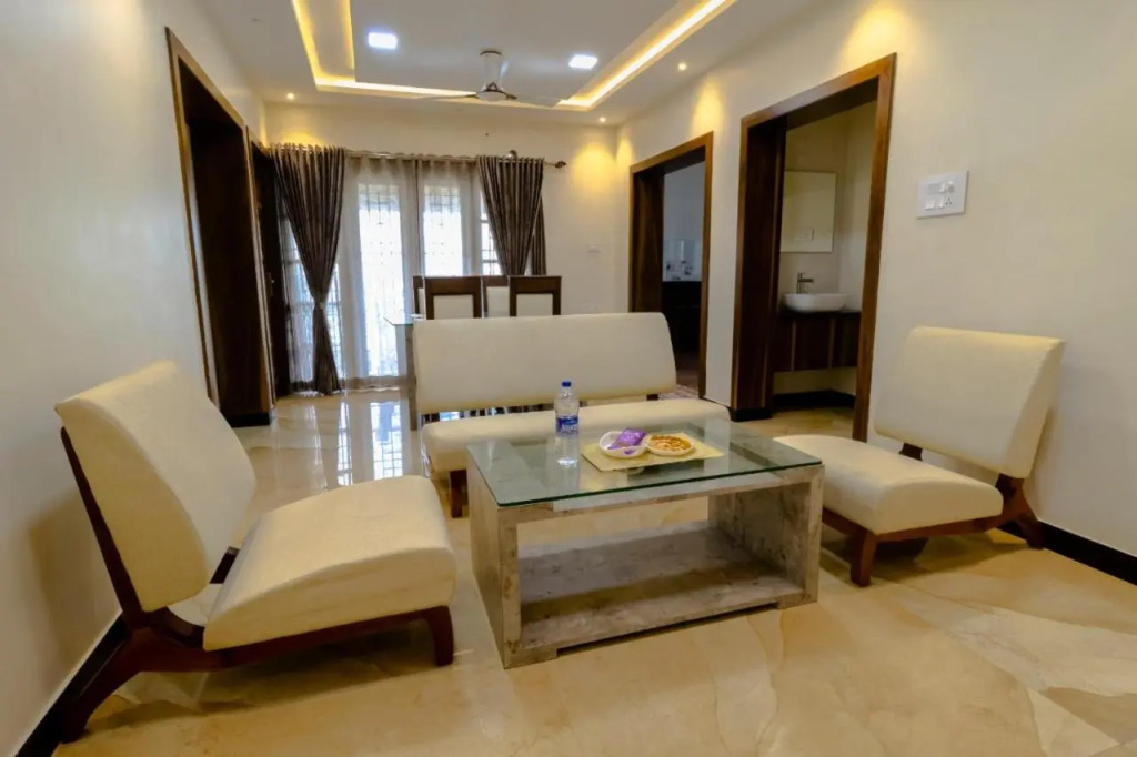 SR BOUTIQUEE STAY