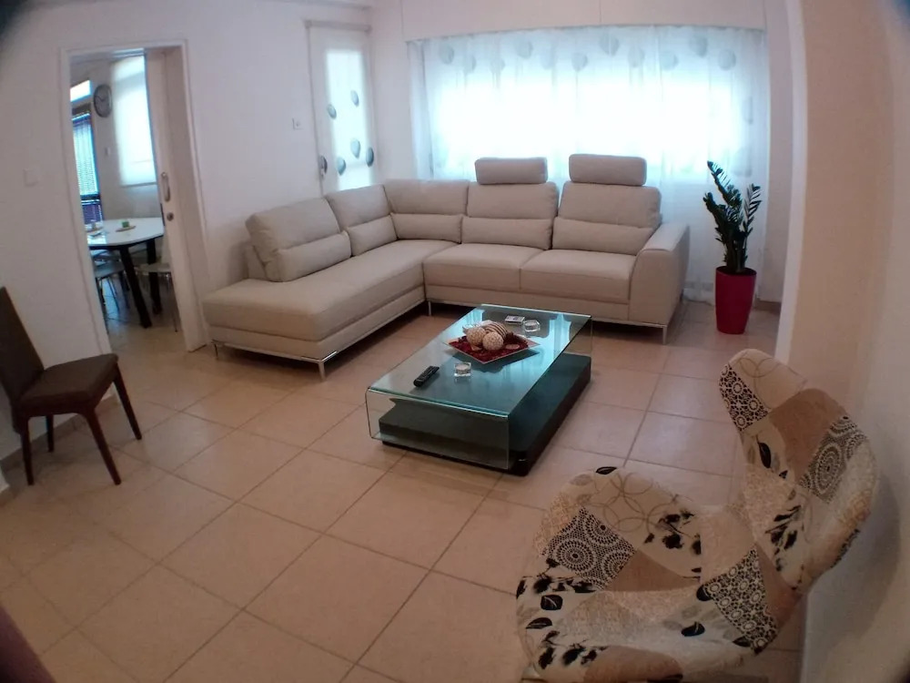 3 Bed Apartment on the Beach