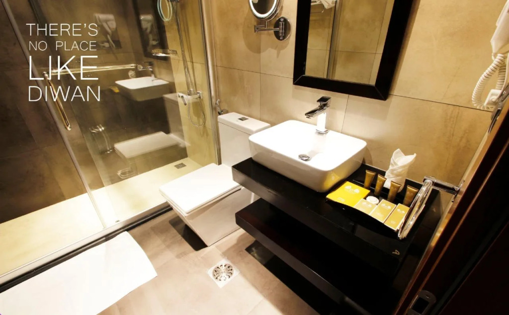 Diwan Residence Hotel Alnaeem